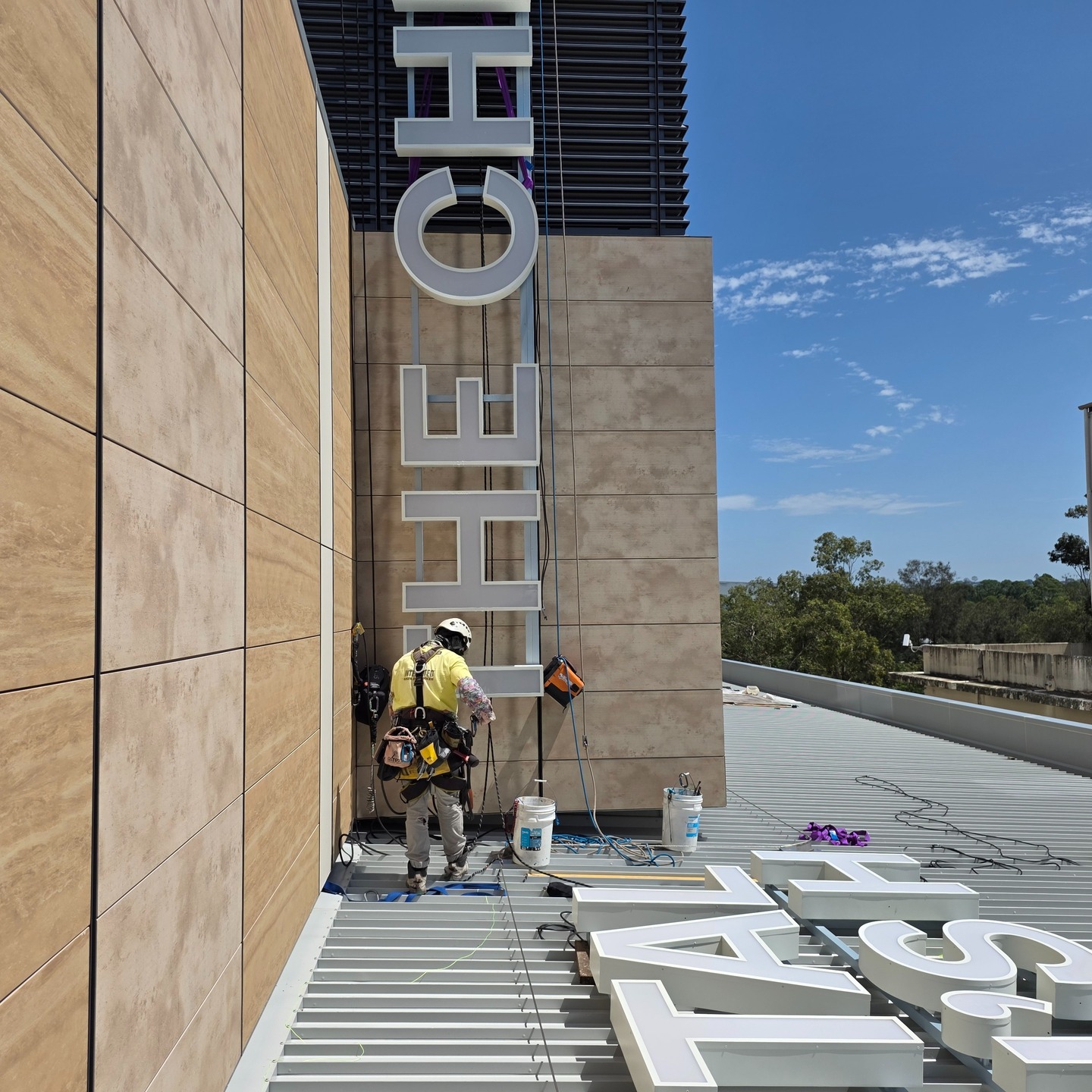 Our recent signage installations at the newly completed Children's Hospital at Westmead.
We installed new spigots to catch the sky sign as the original spigots were defective and insufficient to support the loads.
All lifting, access and electrical works completed by our own technicians.