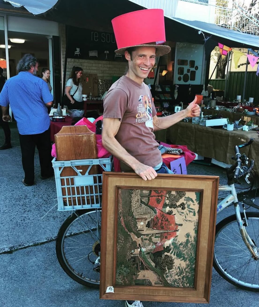 🎪💰🎪
Be like Jim ♻️👍🏻♻️
Let’s all save the planet one recycled purchase at a time ♻️
There is so much joy and goodness in decorating with items from the past ♻️
#resould #newlife
Saturday June 6th is the ALL TOWN GARAGE SALE, here in gorgeous Brunswick Heads♻️
Find us at 48 Tweed Street ♻️
OLD & GOLD FESTIVAL
#oldandgoldfestivalbrunswickheads